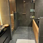 Private With Hot Tub & Sauna *