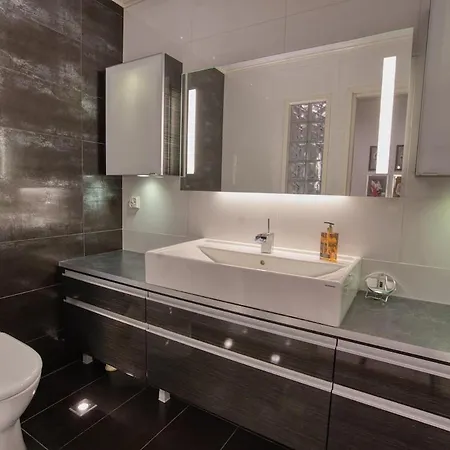 Vila Private With Hot Tub & Sauna