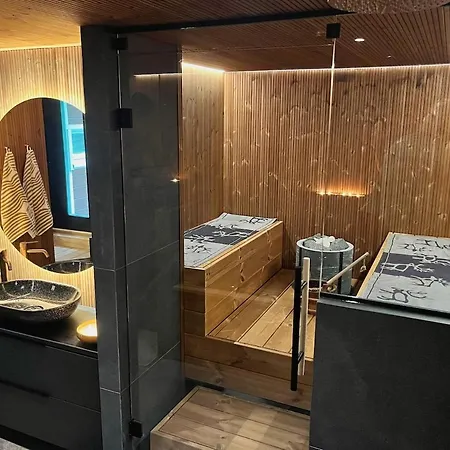 Private With Hot Tub & Sauna Willa *