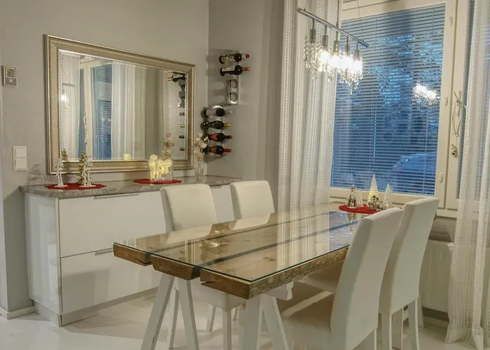 Private With Hot Tub & Sauna Rovaniemi