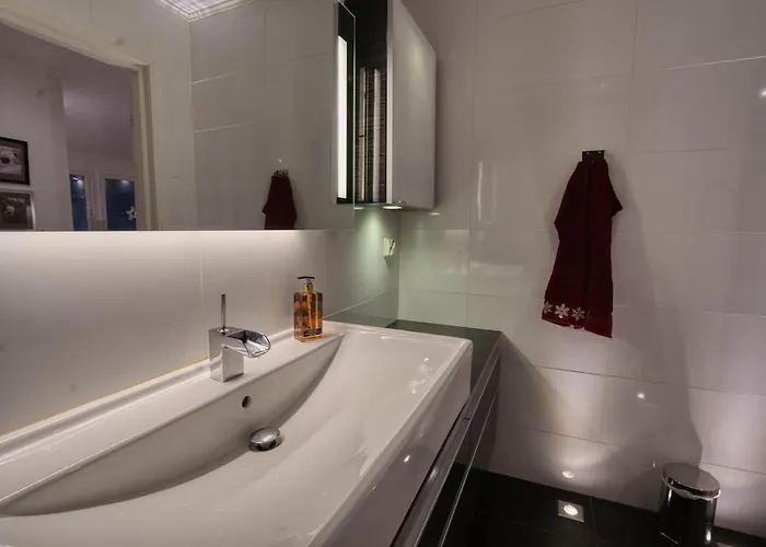 Willa Private With Hot Tub & Sauna